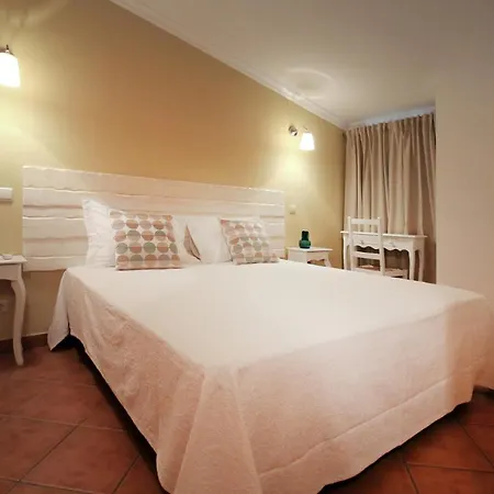 Natura Hotel *
